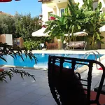 فندق شاريهان أبارت 2*