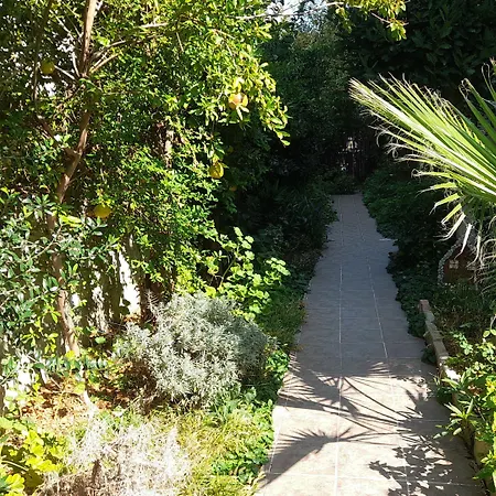 Szálloda Sarihan 2*