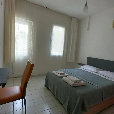 Sarıhan Otel