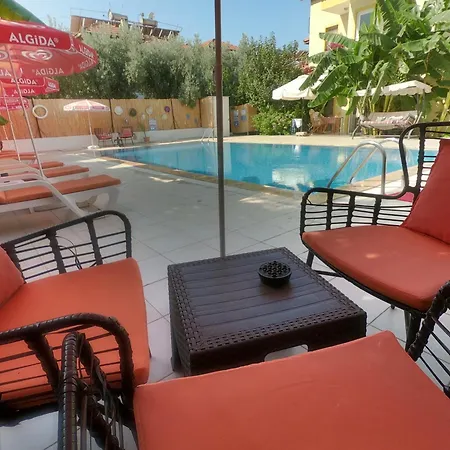 شاريهان أبارت فندق